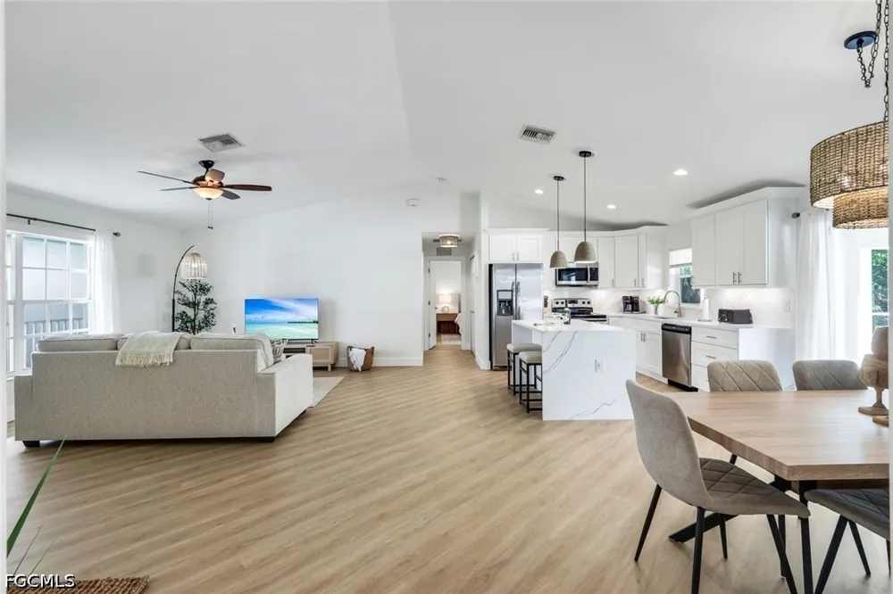 Oasis Boulevard Cape Coral, FL 33914