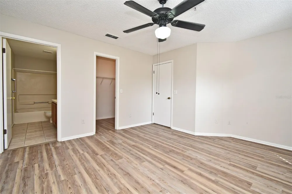144 RESERVE CIRCLE #112 Oviedo, FL 32765