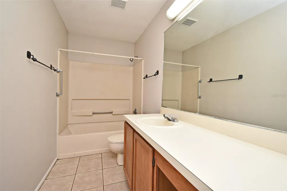 144 RESERVE CIRCLE #112 Oviedo, FL 32765