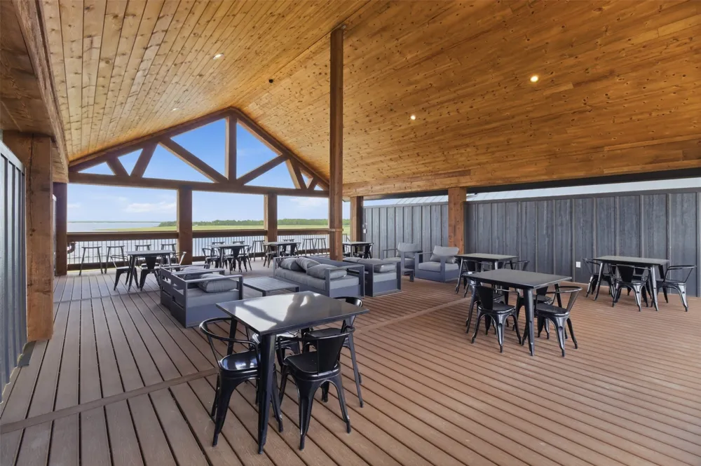 215 Lakeshore Terrace Windom, TX 75492