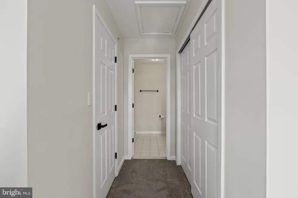1032 LAMBERTON STREET Trenton, NJ 08611