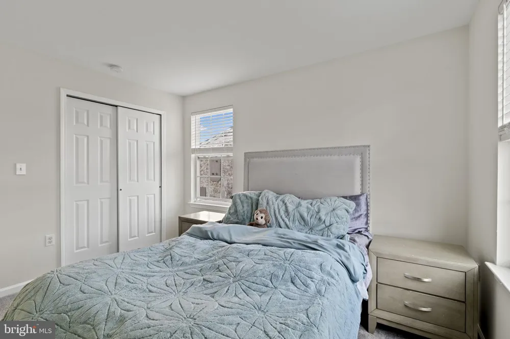 1032 LAMBERTON STREET Trenton, NJ 08611