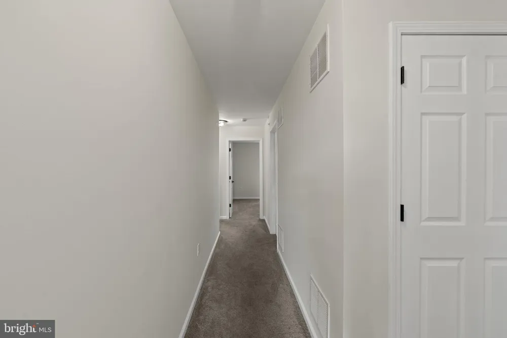 1032 LAMBERTON STREET Trenton, NJ 08611