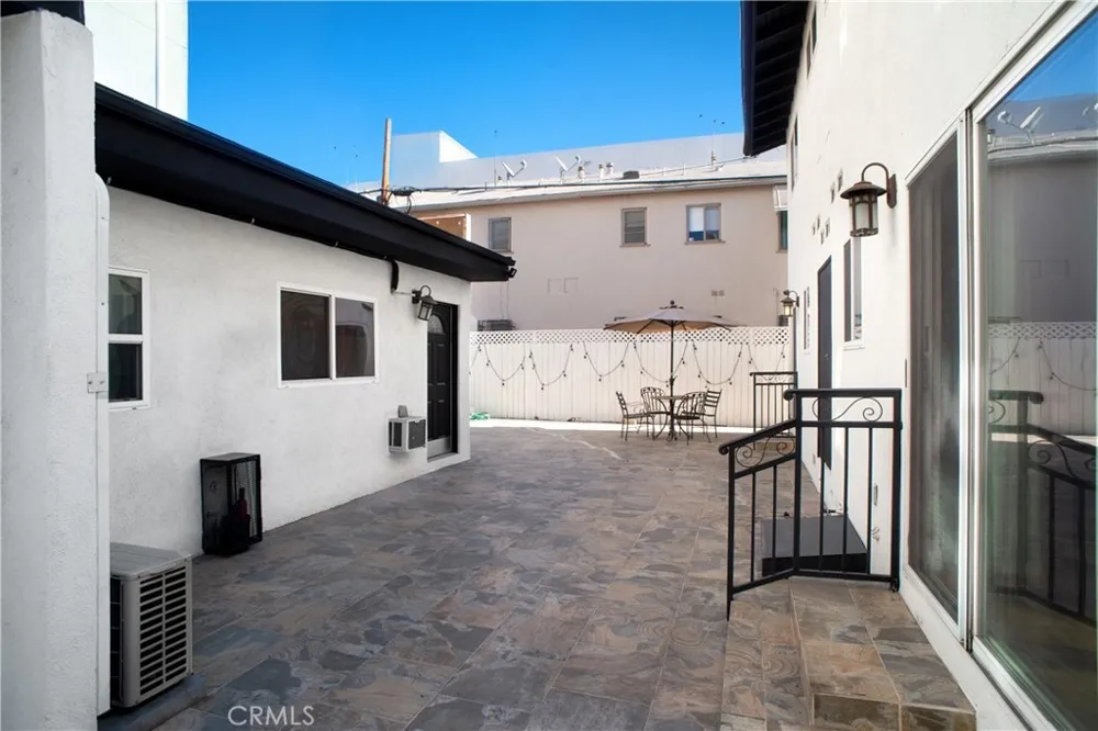 11267 Otsego Street North Hollywood, CA 91601