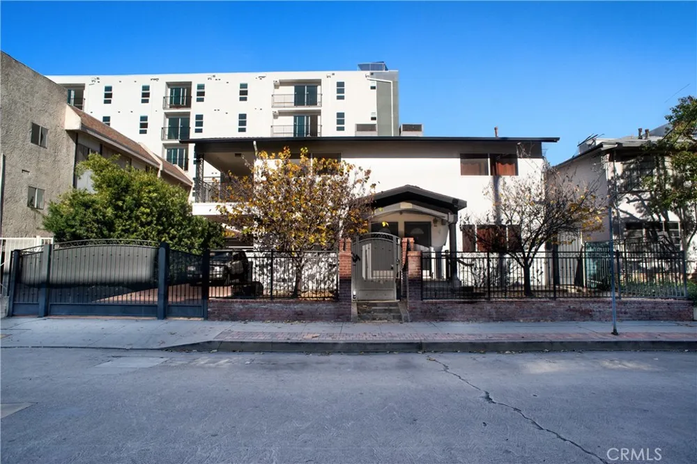 11267 Otsego Street North Hollywood, CA 91601