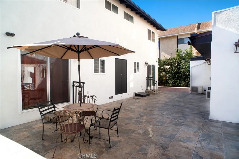 11267 Otsego Street North Hollywood, CA 91601