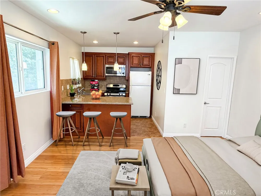 11267 Otsego Street North Hollywood, CA 91601