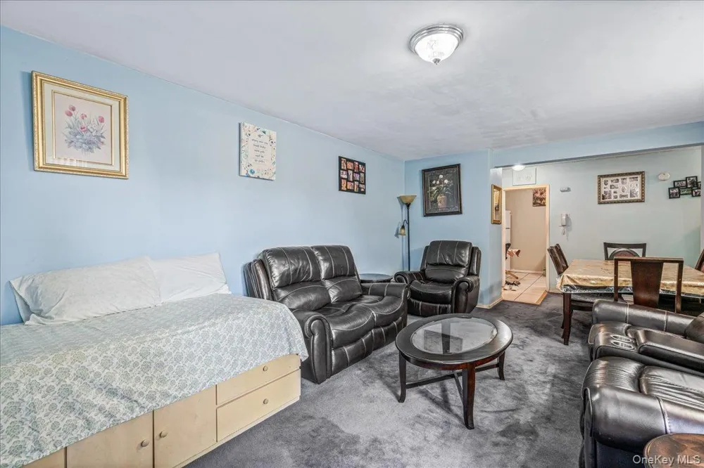 144-55 Melbourne Ave #2E Flushing, NY 11367