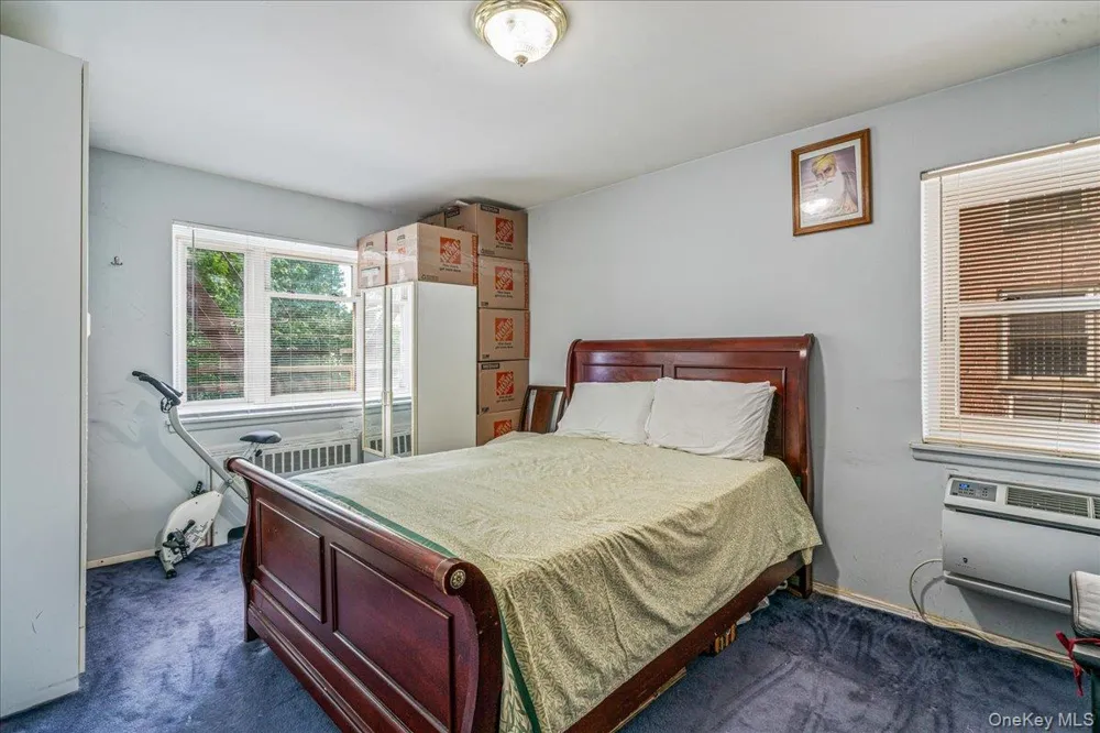 144-55 Melbourne Ave #2E Flushing, NY 11367