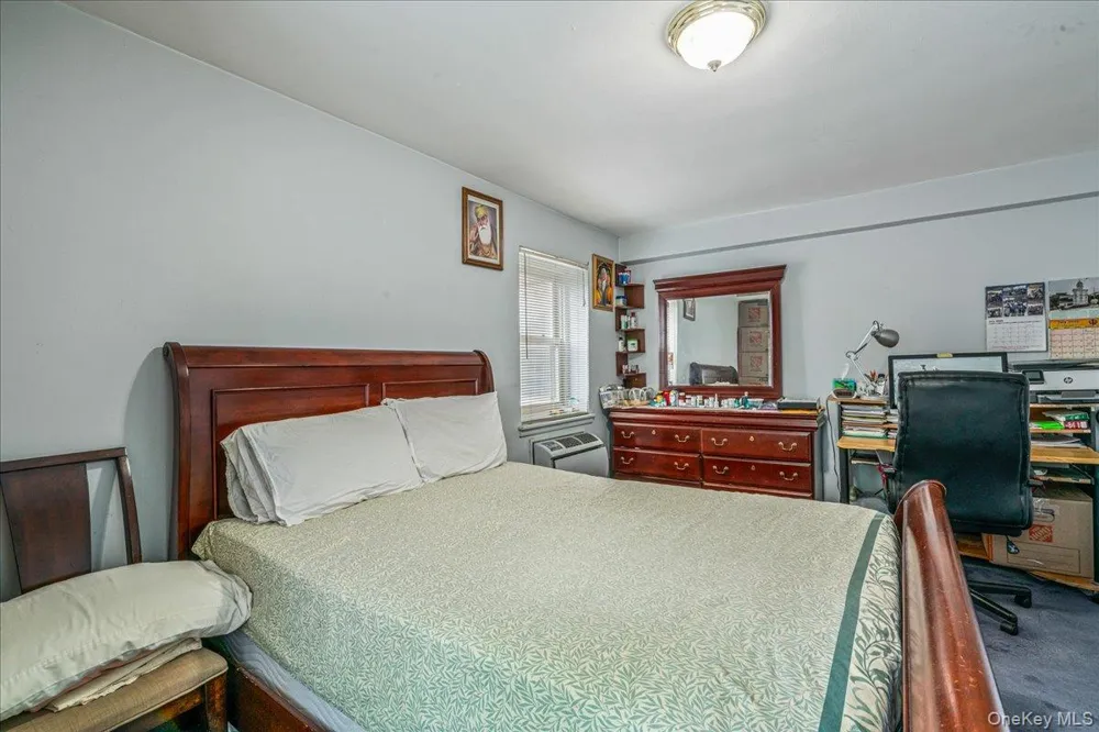 144-55 Melbourne Ave #2E Flushing, NY 11367