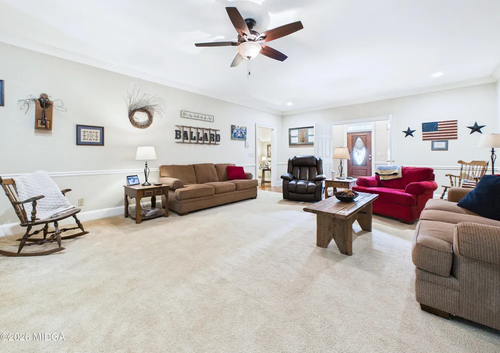 5771 Rogers Road Lizella, GA 31052