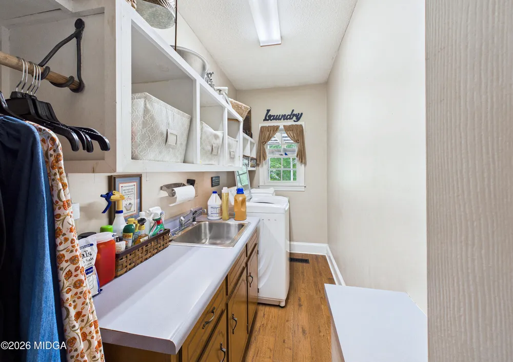5771 Rogers Road Lizella, GA 31052