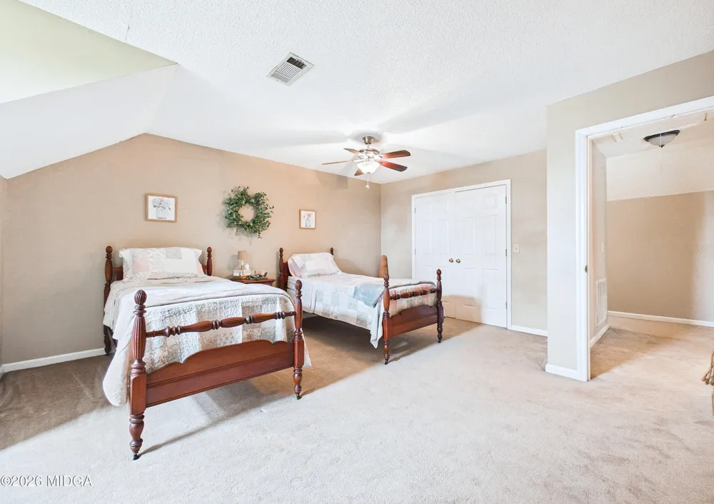 5771 Rogers Road Lizella, GA 31052