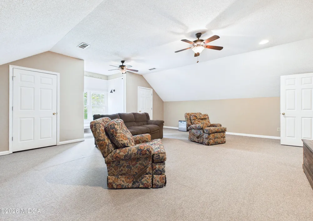 5771 Rogers Road Lizella, GA 31052