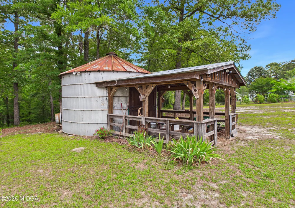 5771 Rogers Road Lizella, GA 31052