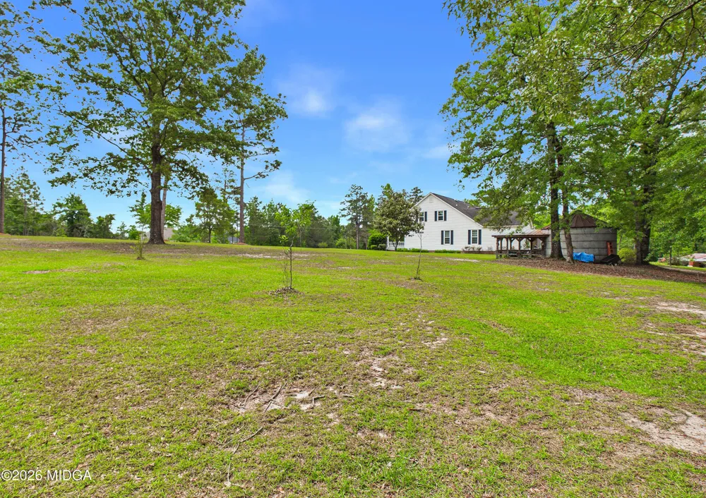 5771 Rogers Road Lizella, GA 31052