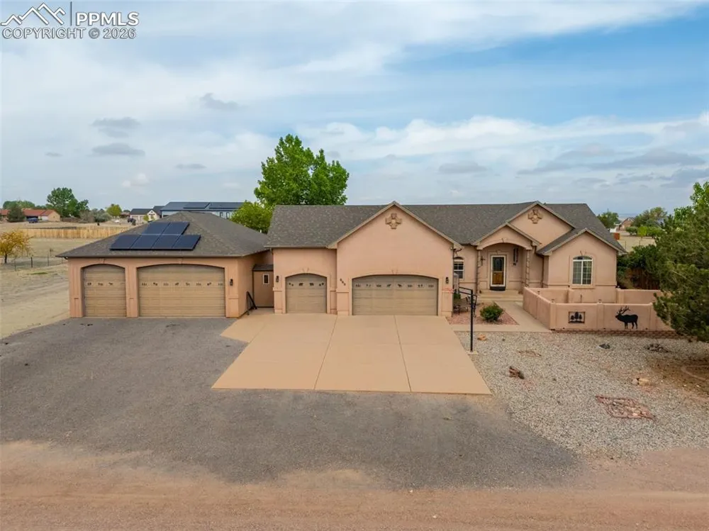 553 S Saunders Drive Pueblo West, CO 81007