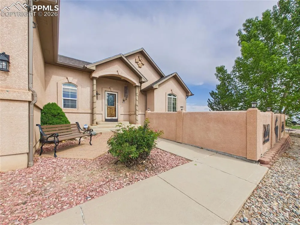 553 S Saunders Drive Pueblo West, CO 81007