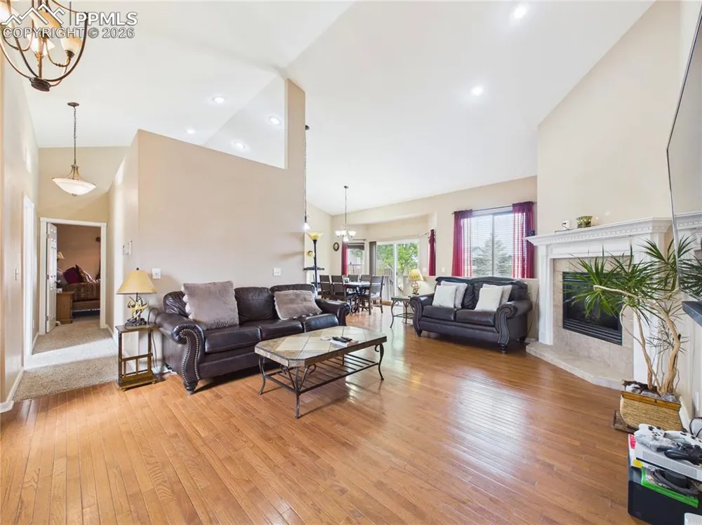 553 S Saunders Drive Pueblo West, CO 81007