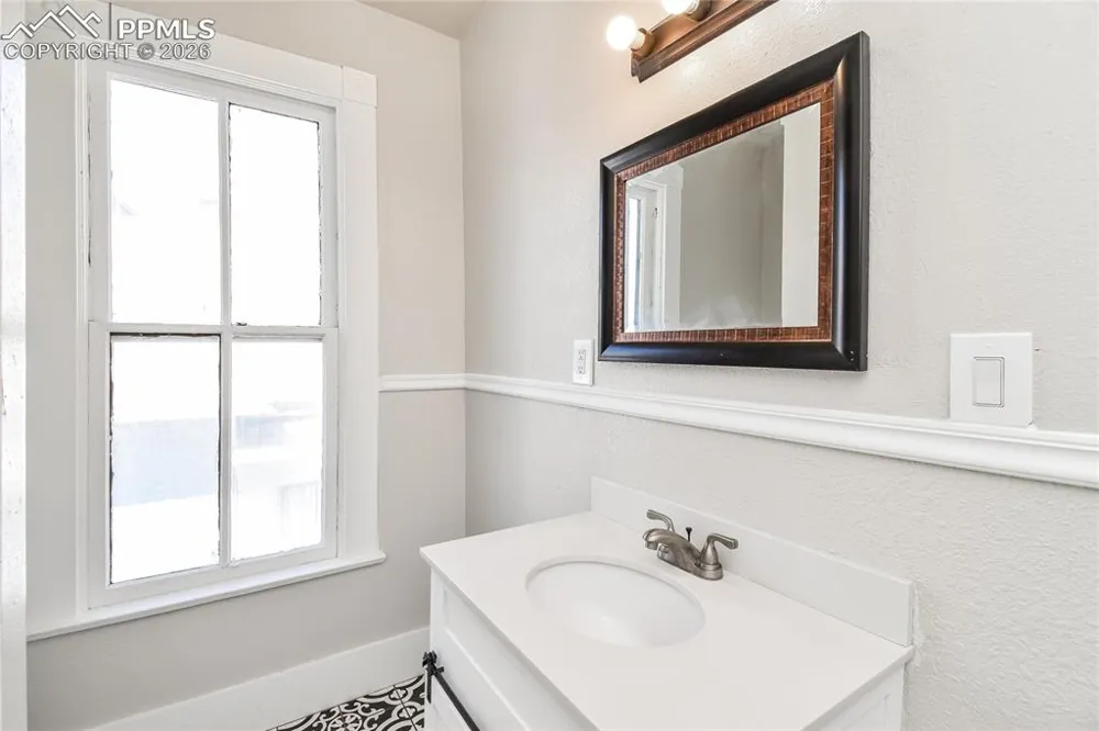 219 Jackson Street Pueblo, CO 81004