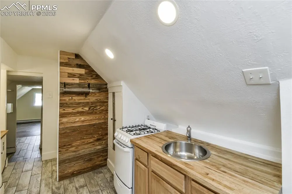 219 Jackson Street Pueblo, CO 81004