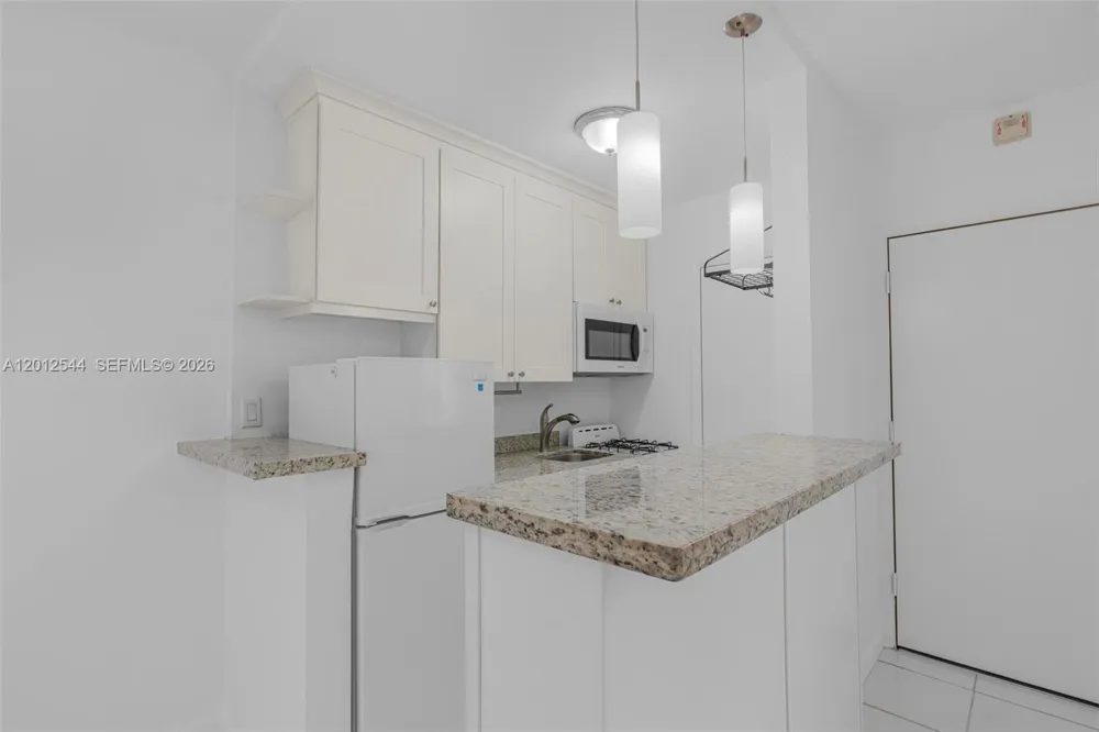 6330 SW 79th St #2 South Miami, FL 33143