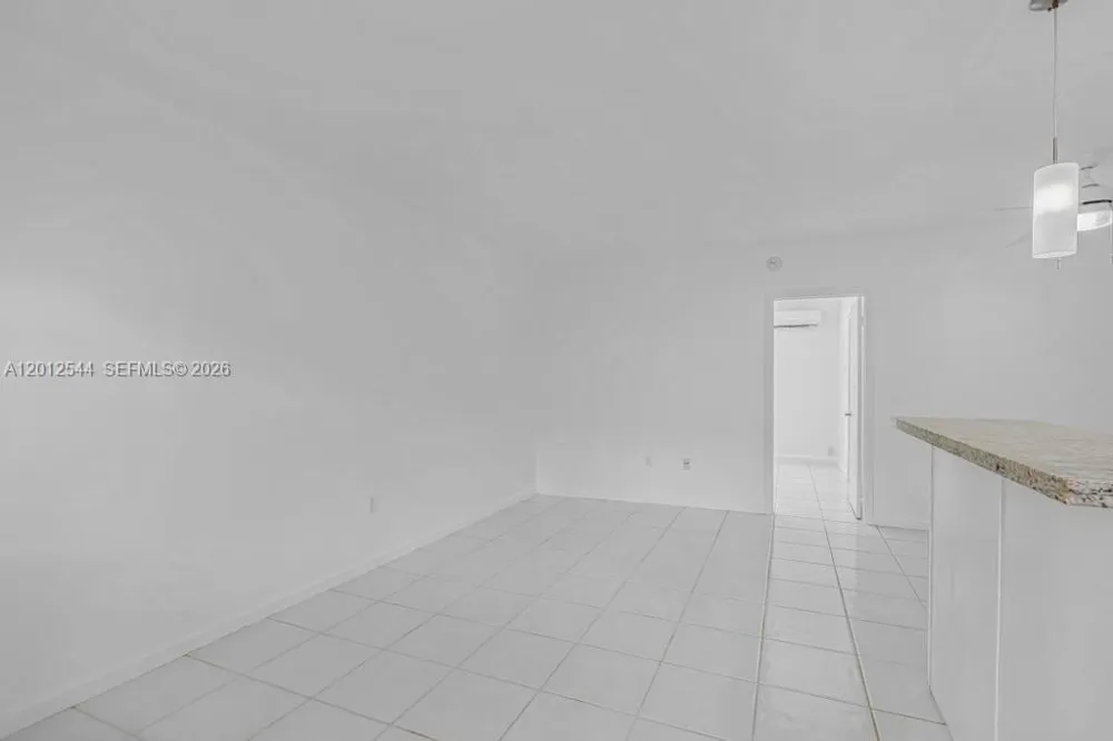 6330 SW 79th St #2 South Miami, FL 33143