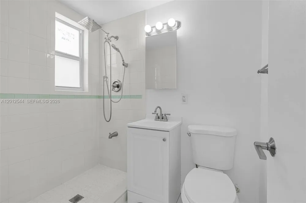 6330 SW 79th St #2 South Miami, FL 33143