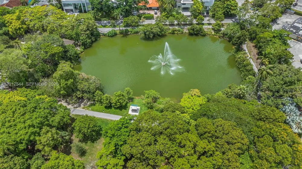 6330 SW 79th St #2 South Miami, FL 33143