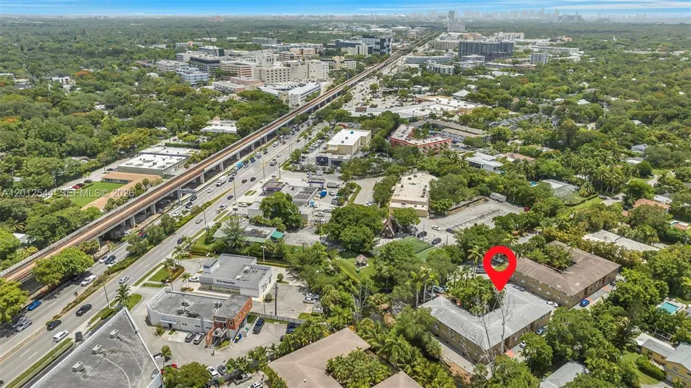 6330 SW 79th St #2 South Miami, FL 33143