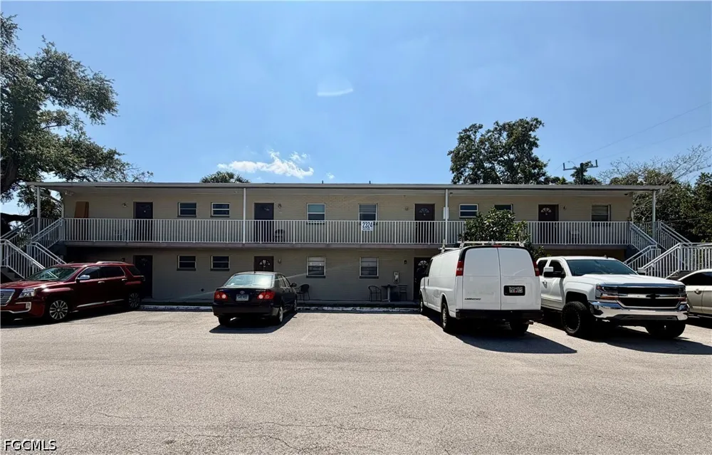 Grand Avenue Fort Myers, FL 33901