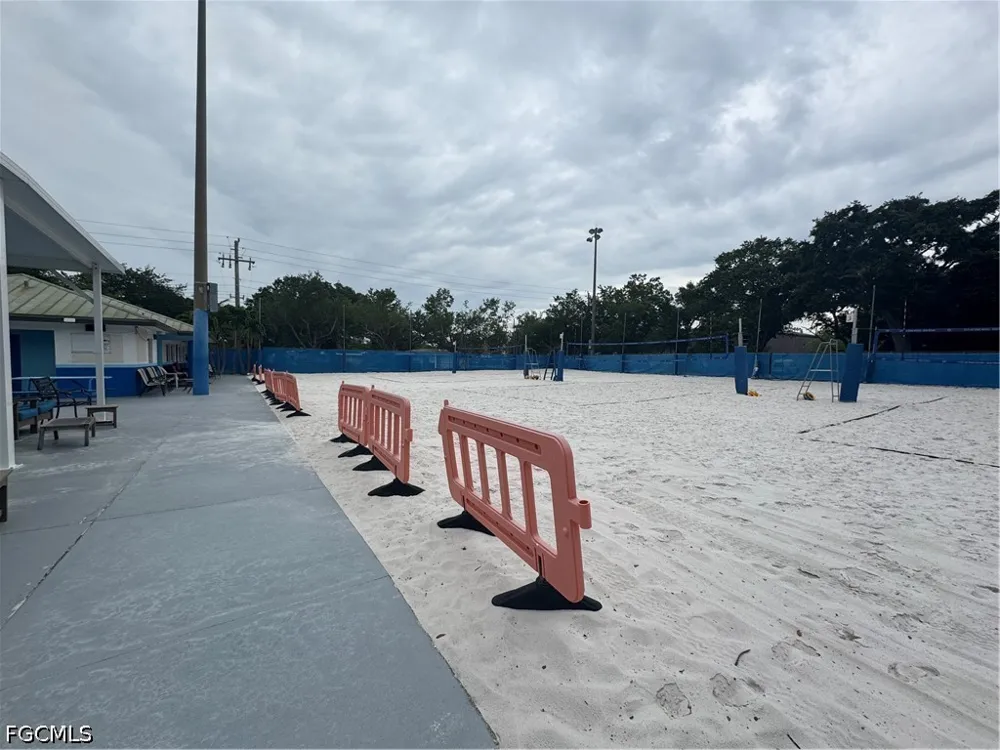 Grand Avenue Fort Myers, FL 33901