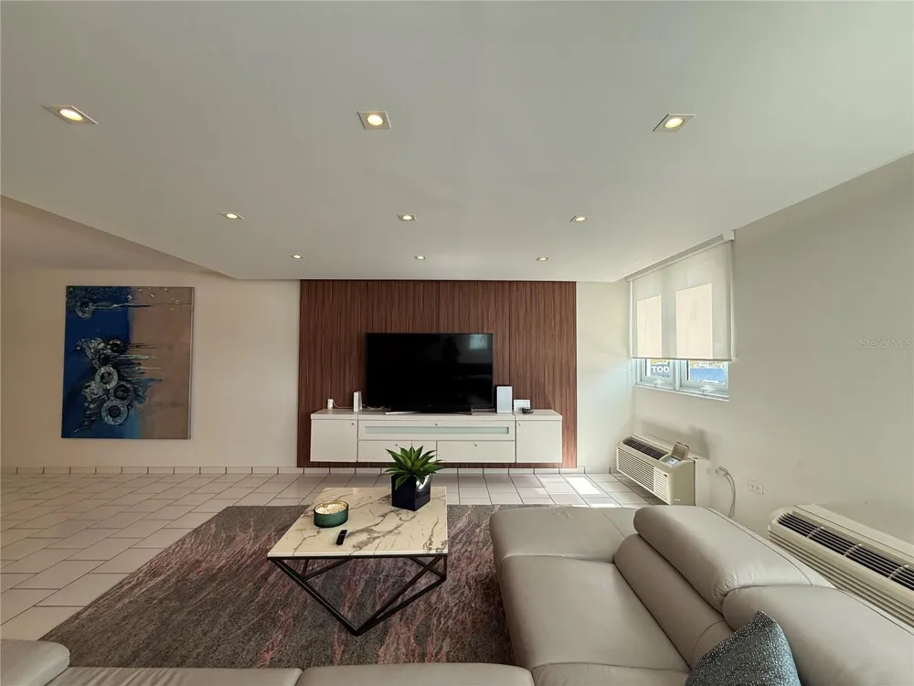 5245 ISLA VERDE AVENUE #208 Carolina, PR 00979