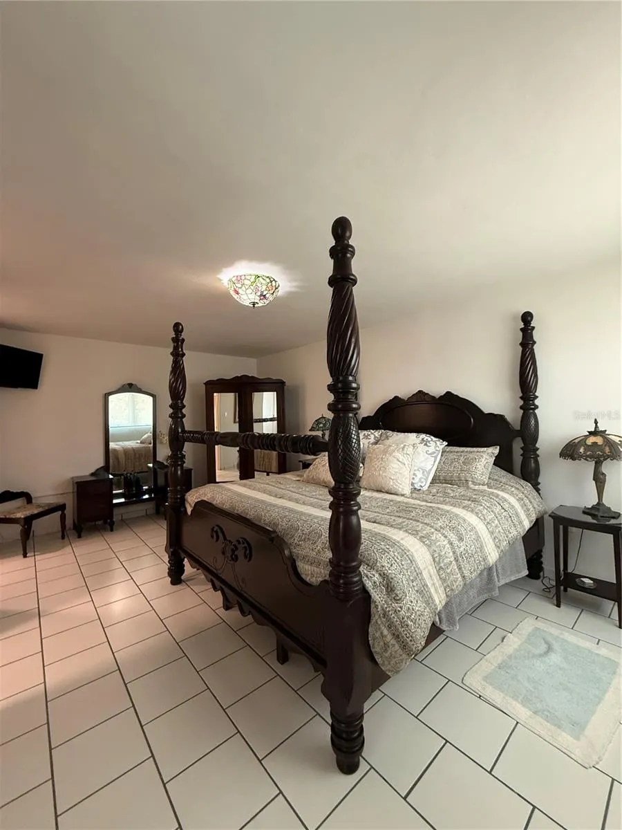 5245 ISLA VERDE AVENUE #208 Carolina, PR 00979