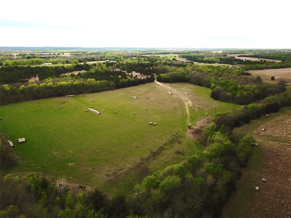3211 End Dodd City, TX 75438