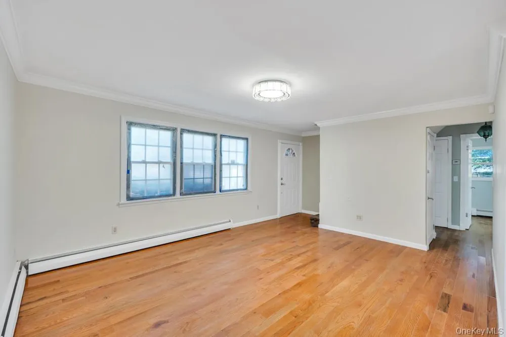 64 Spar Drive Mastic Beach, NY 11951