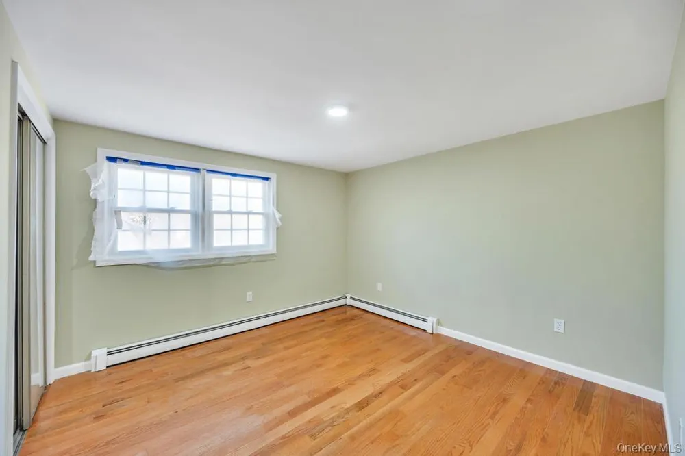 64 Spar Drive Mastic Beach, NY 11951