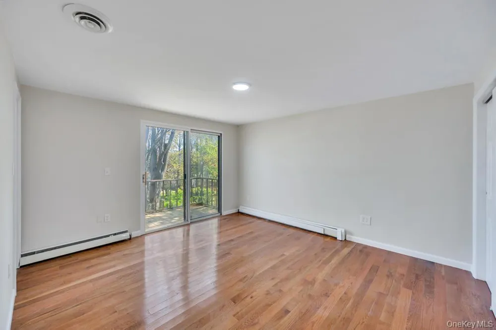 64 Spar Drive Mastic Beach, NY 11951