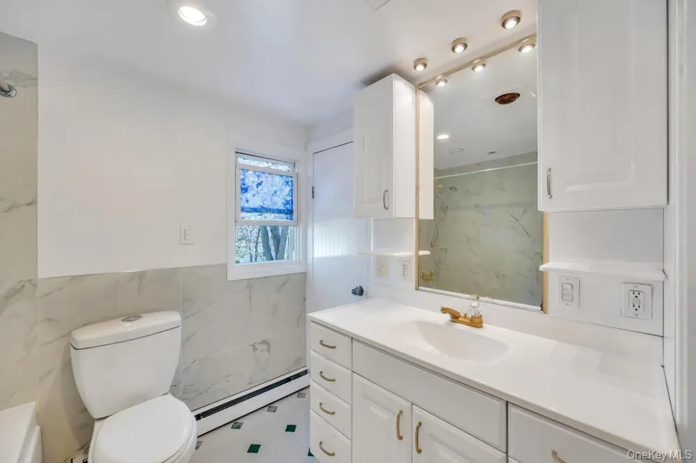 64 Spar Drive Mastic Beach, NY 11951