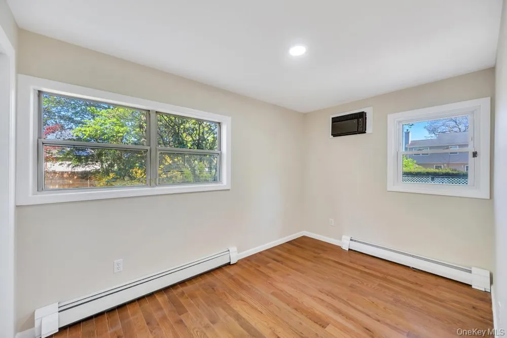 64 Spar Drive Mastic Beach, NY 11951