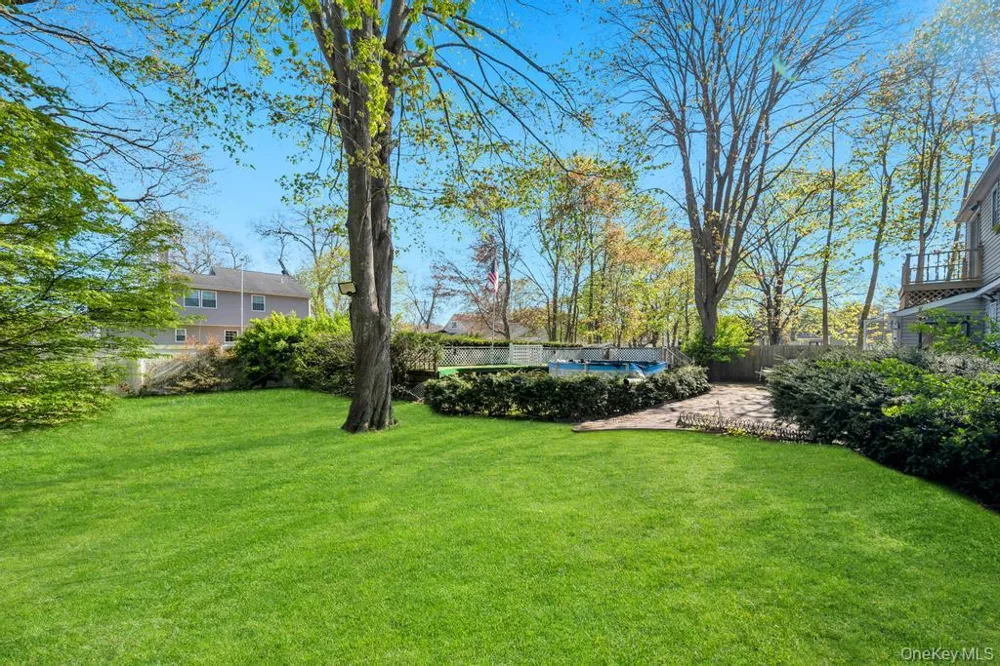 64 Spar Drive Mastic Beach, NY 11951