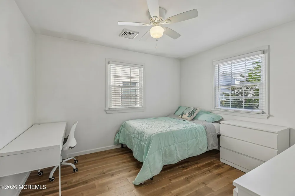 301 W 18th Street Ship Bottom, NJ 08008
