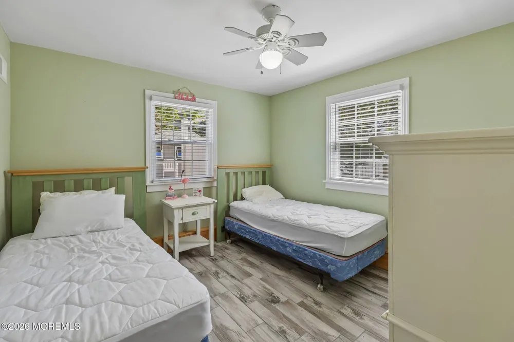 301 W 18th Street Ship Bottom, NJ 08008