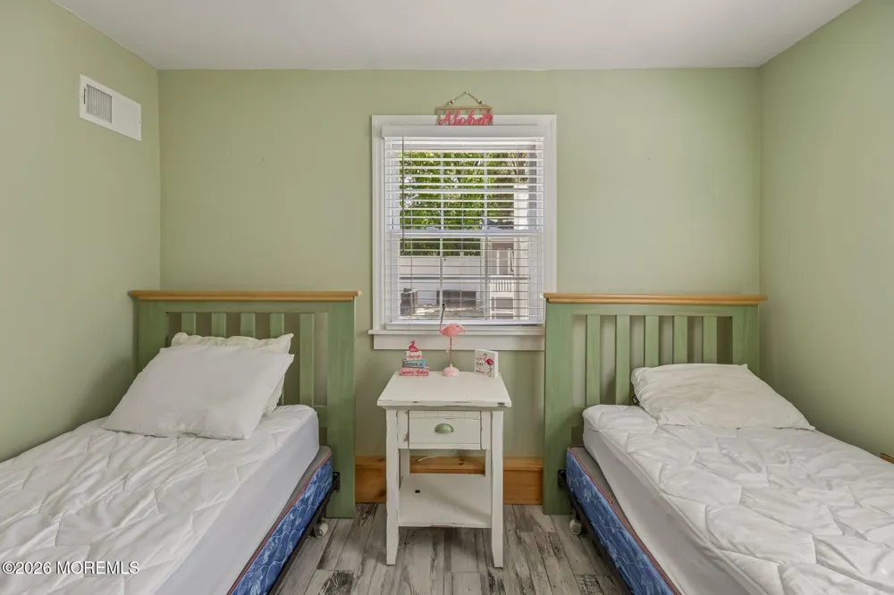301 W 18th Street Ship Bottom, NJ 08008