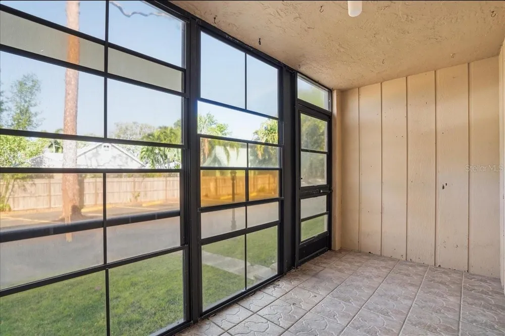 3700 S OSPREY AVENUE #115 Sarasota, FL 34239