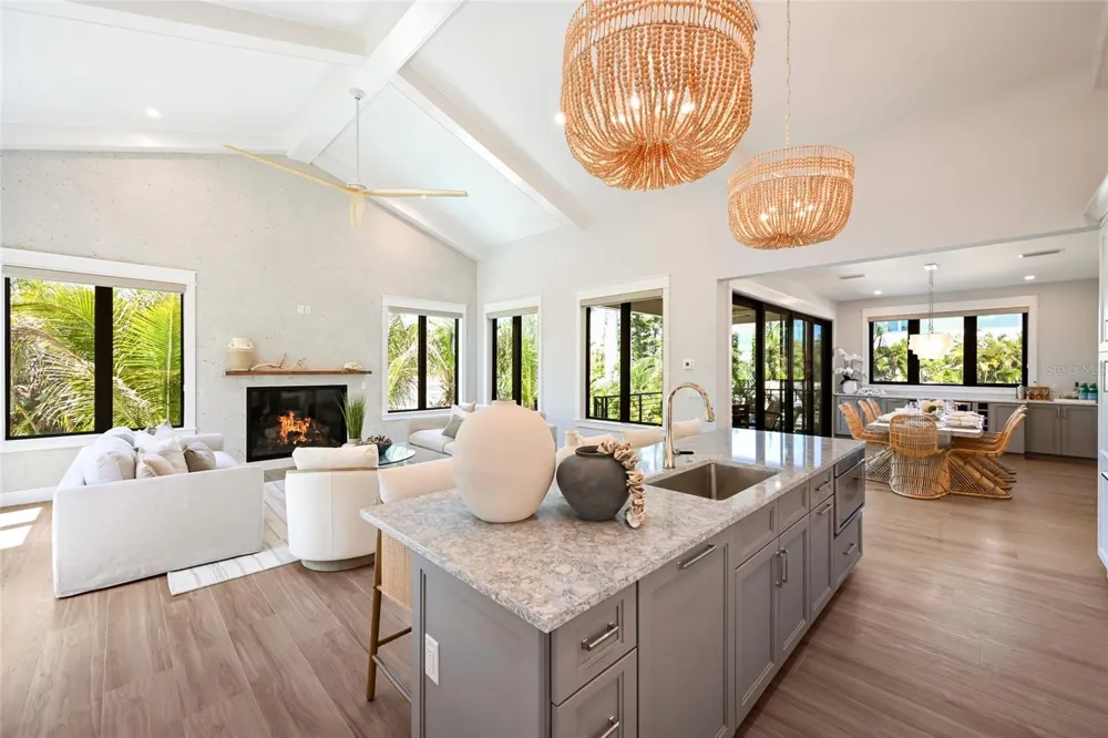 513 BAY BOULEVARD Anna Maria, FL 34216