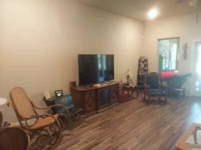 224 CR 290 Collinsville, TX 76233