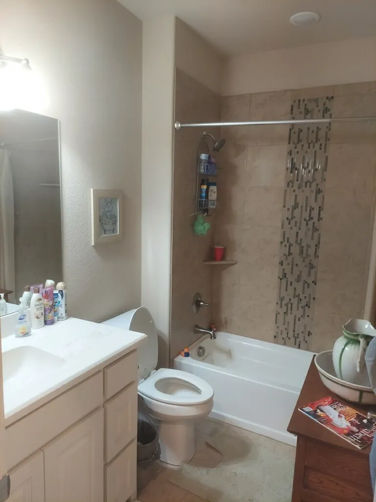 224 CR 290 Collinsville, TX 76233