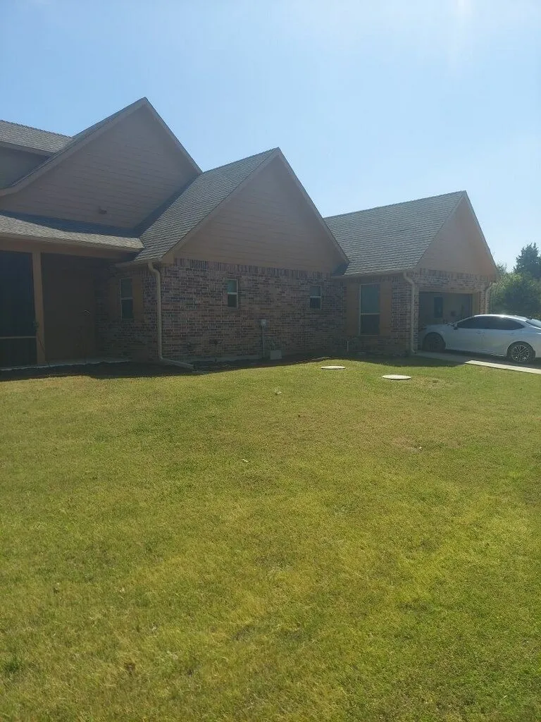224 CR 290 Collinsville, TX 76233