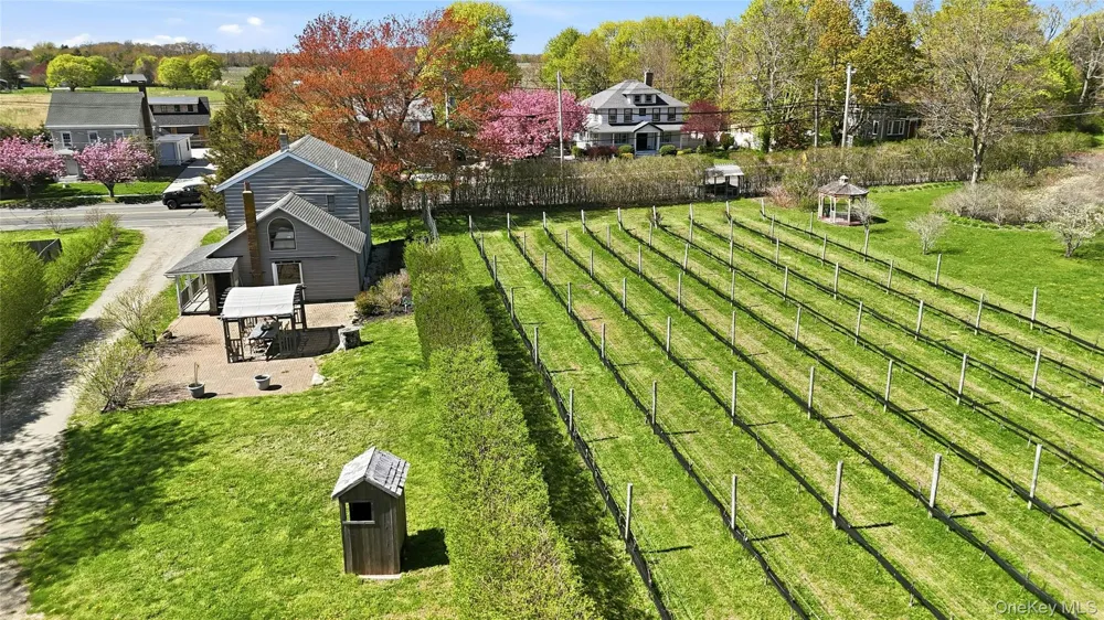 35950 Main Road Cutchogue, NY 11935